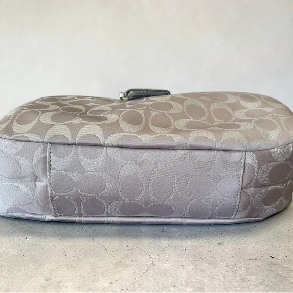 Coach Grey Pale Lilac & Silver Signature Hobo Shoulder Bag Vintage - Picture 14 of 14